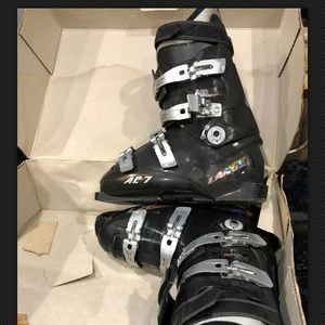 Lange AC 7 Lady Ski Boots Size 11.5